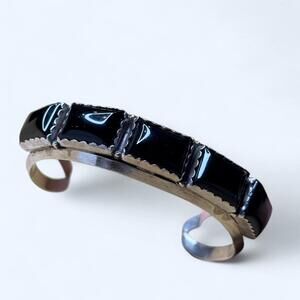 Native Women's Black and Silver Jewellery